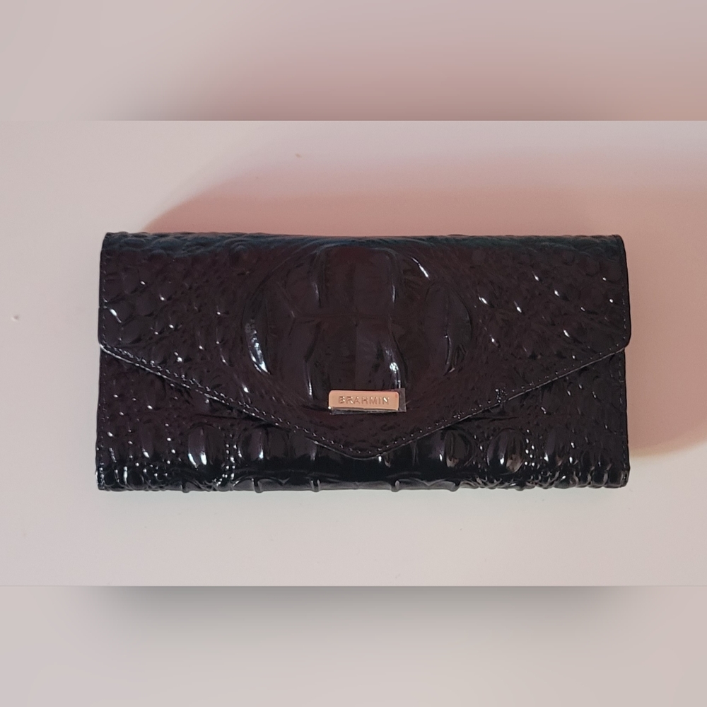 Brahmin Veronica Wallet